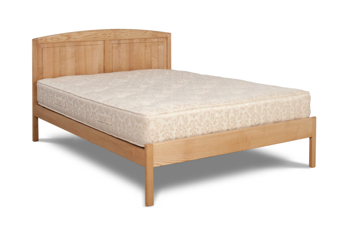 Edgeworth Bed with Panels
