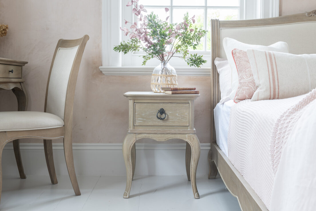 Willis & Gambier Camille Bedside