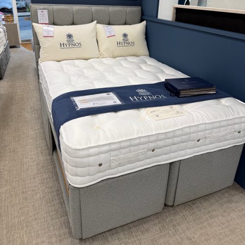 Less Than Half Price Hypnos 4'6/Standard Double Legacy III Mattress plus Hideaway Base & Grace Headboard