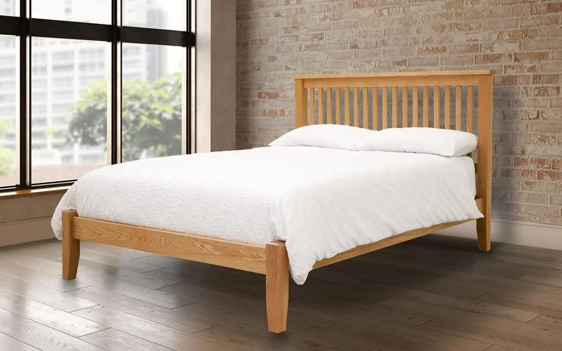 Chelsea Oak high footend
